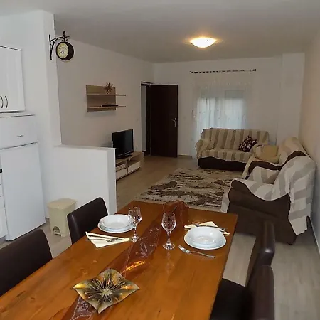 Bozica - 30m From The Sea Appartement Tkon